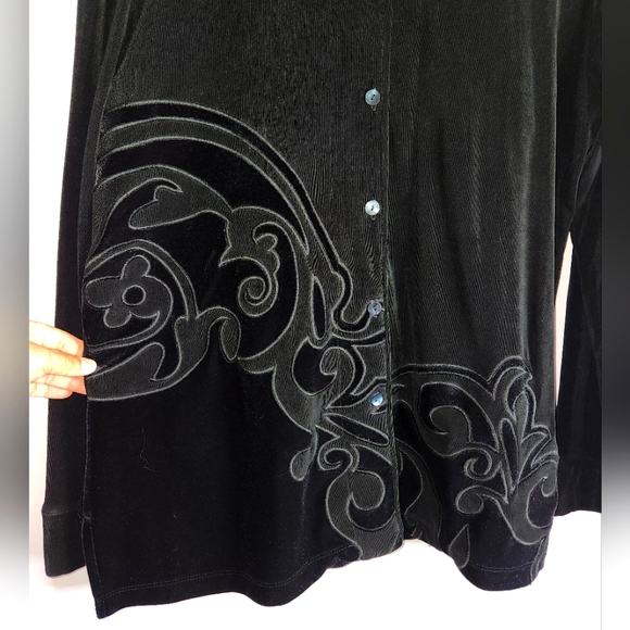 CHICOS Travelers Women’s Black Button Down Embroidered Jacket, Black, 2 - Picture 4 of 11